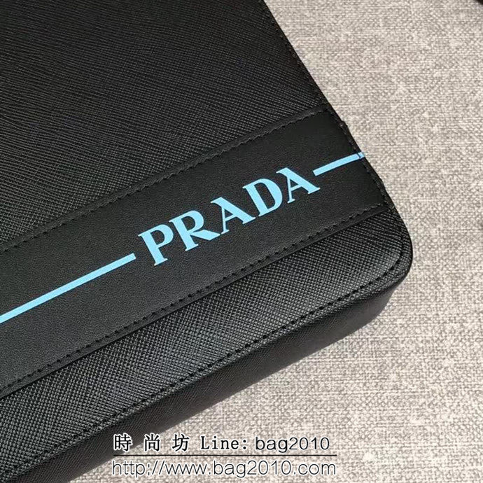 PRADA普拉達 專櫃同步 最新款式 頂級原單十字紋牛皮 男士手包 2VF017 DD1826